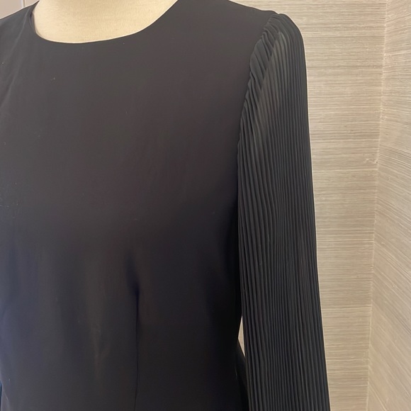 NWT J. Crew black dress with pleated sleeves size 0 - Picture 2 of 5